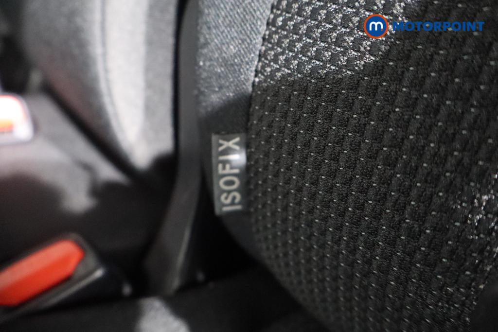 Used Toyota RAV4 2017 for sale - 76526739: Photo 28