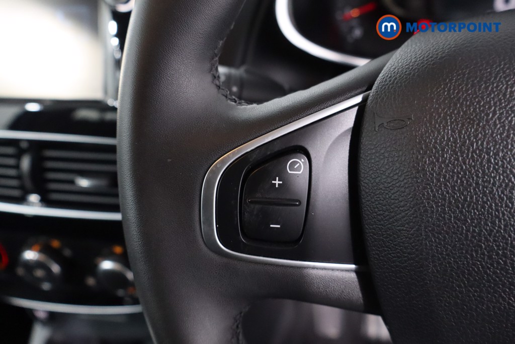 Used Renault Clio 2017 for sale - 78043136: Photo 15