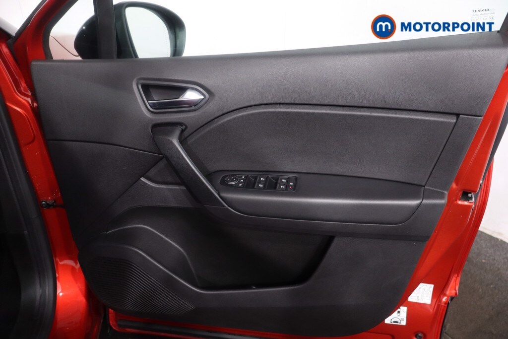 Used Renault Captur for sale - 77760188: Photo 32