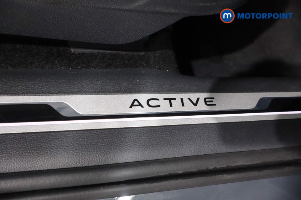 Used Volkswagen Tiguan 2021 for sale - 76147000: Photo 31