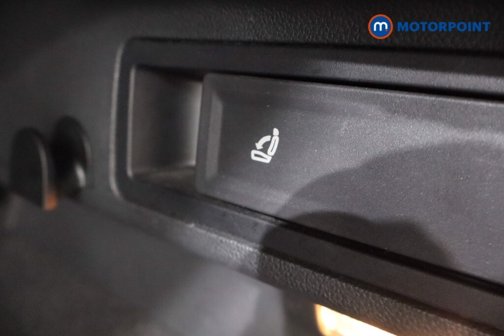 Used Volkswagen Tiguan 2021 for sale - 76147000: Photo 48