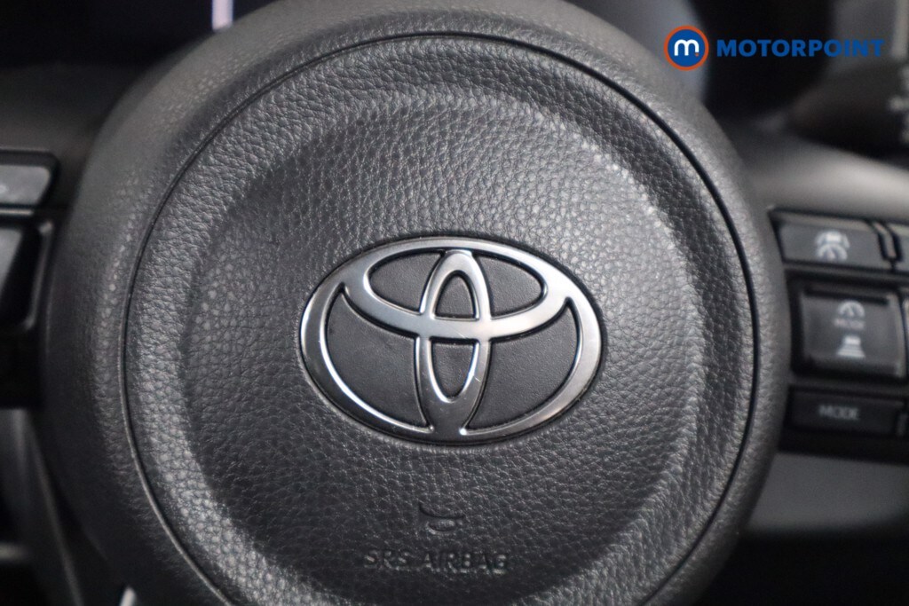 Used Toyota Yaris Cross 2024 for sale - 76330200: Photo 25