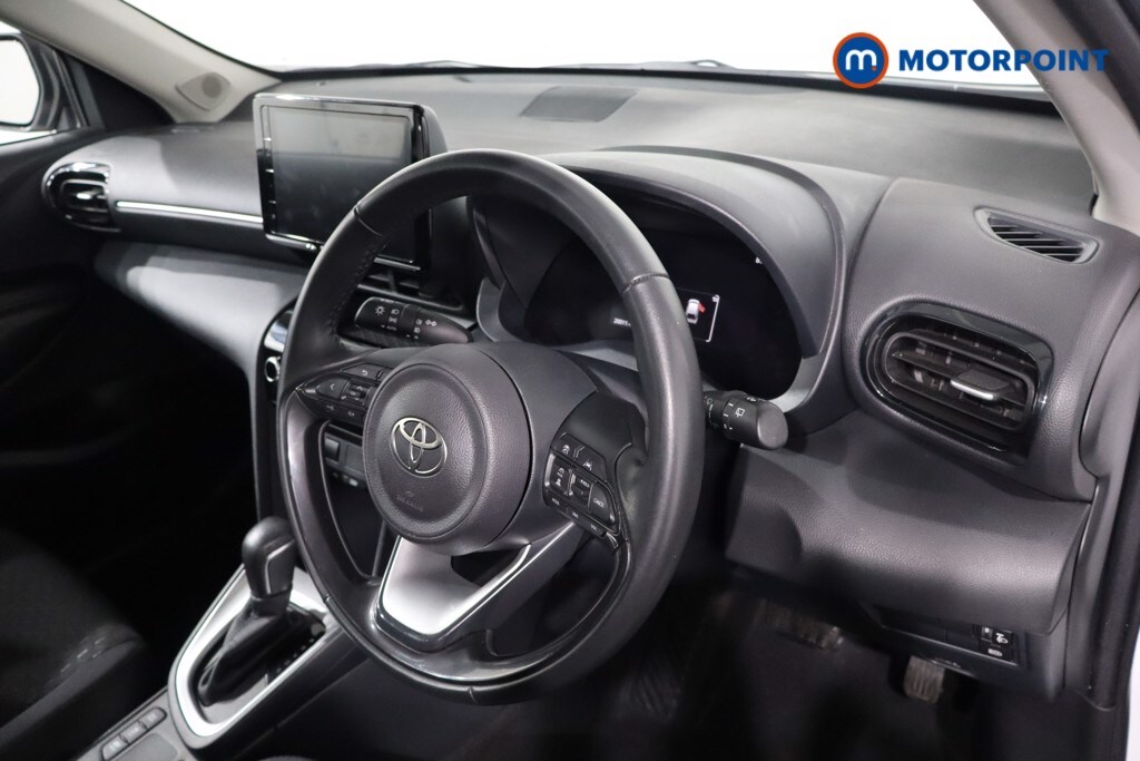 Used Toyota Yaris Cross 2024 for sale - 76330200: Photo 31