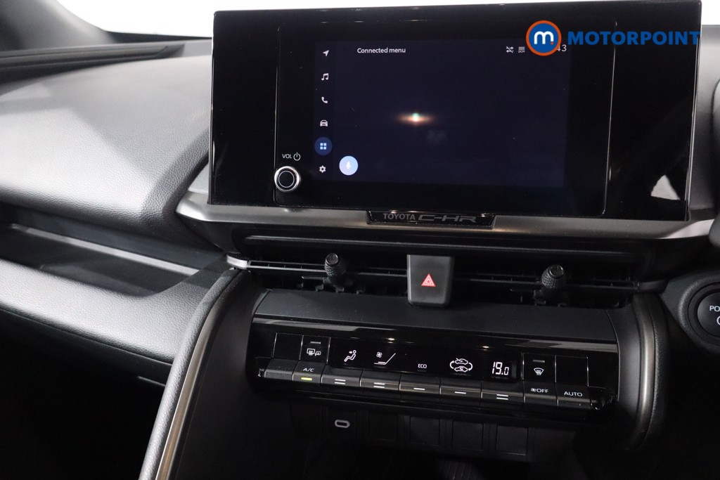 Used Toyota C-HR 2024 for sale - 76612041: Photo 17