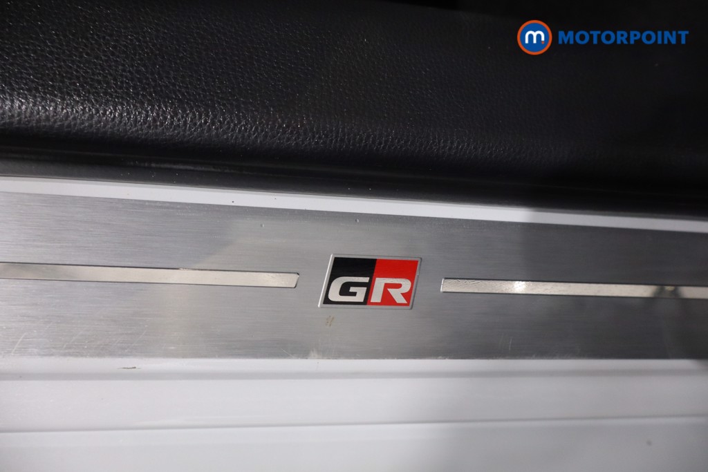 Used Toyota Yaris 2024 for sale - 76590216: Photo 17