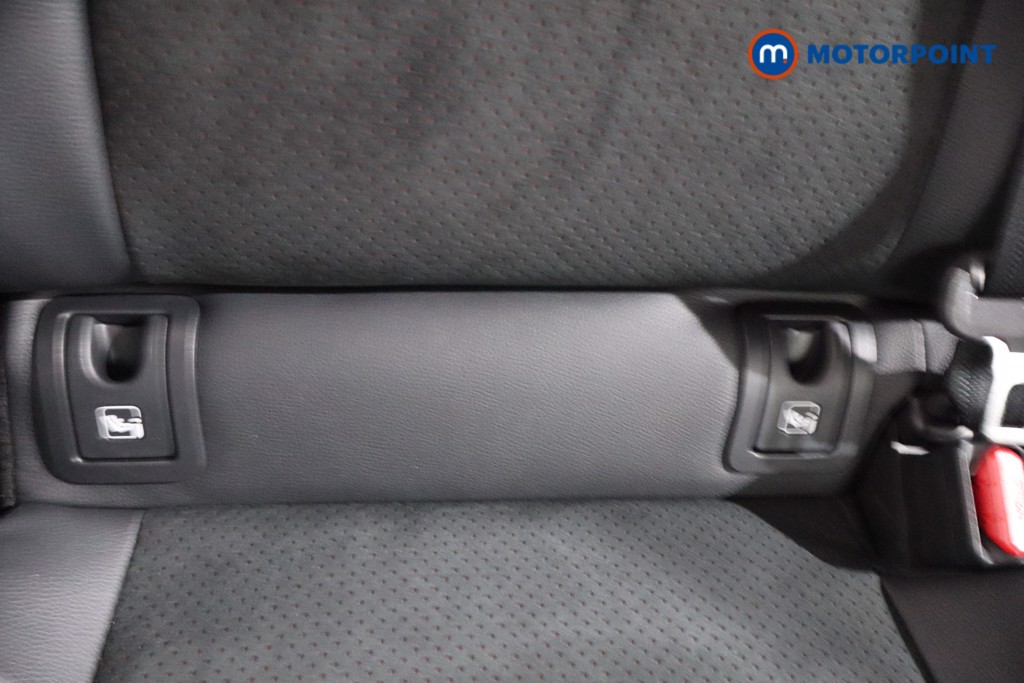 Used Toyota Yaris 2024 for sale - 76590216: Photo 19