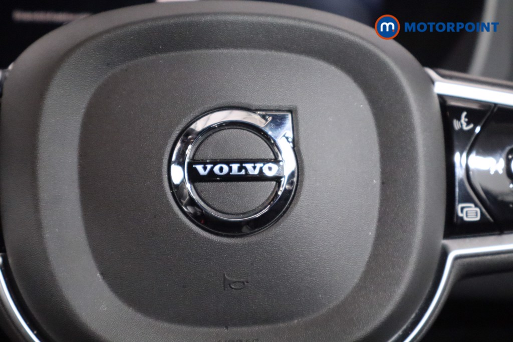 Used Volvo XC60 2025 for sale - 76650729: Photo 17