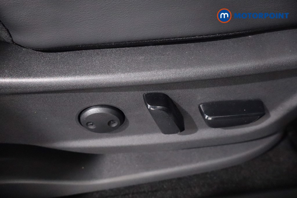 Used Nissan ARIYA 2025 for sale - 77763787: Photo 35