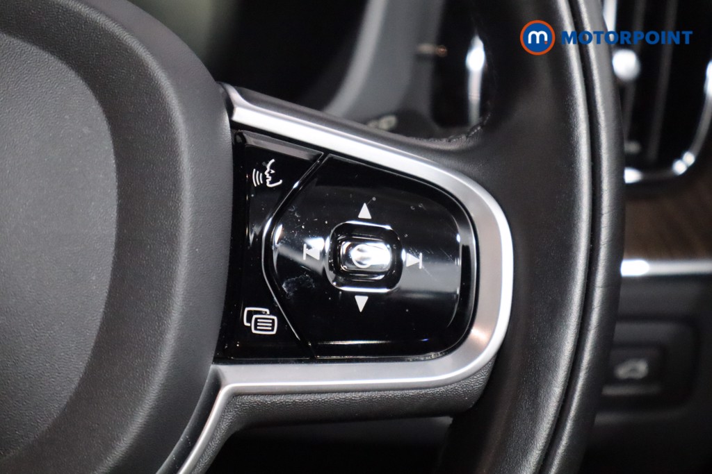 Used Volvo XC60 2021 for sale - 76693769: Photo 16