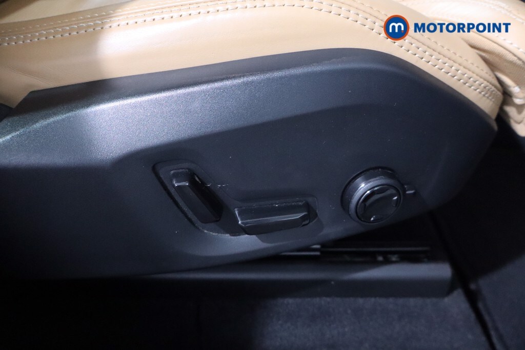 Used Volvo XC60 2021 for sale - 76693769: Photo 30