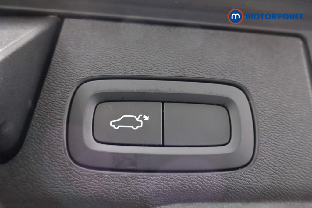 Used Volvo XC60 2021 for sale - 76693769: Photo 46