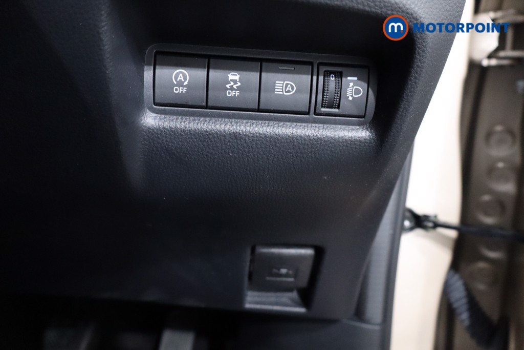 Used Toyota Aygo X 2023 for sale - 76453102: Photo 28