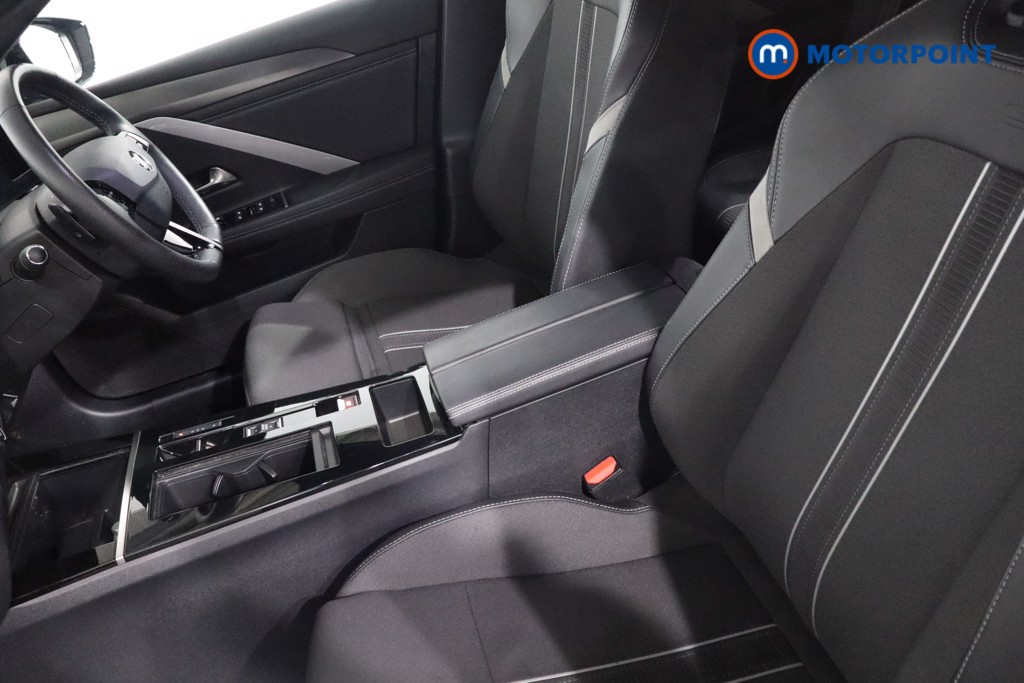 Used Vauxhall Astra 2024 for sale - 76831193: Photo 12