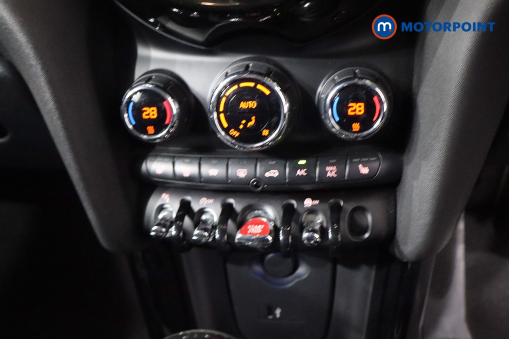 Used MINI Hatch 2019 for sale - 77136508: Photo 27