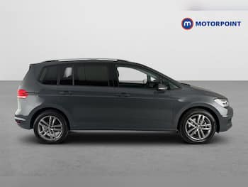 Used Volkswagen Touran 2025 for sale - 79743700: Photo
