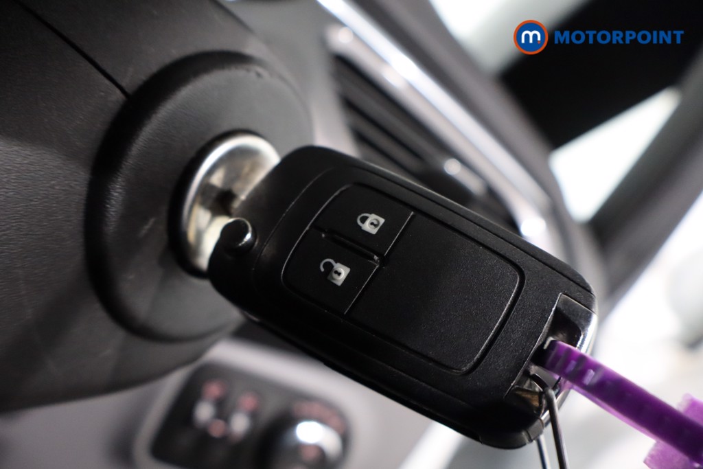 Used Vauxhall Corsa 2016 for sale - 76402850: Photo 21