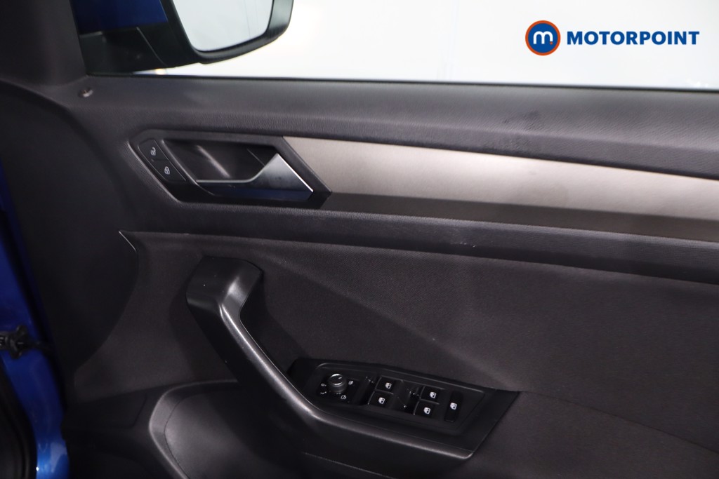 Used Volkswagen T-Roc 2021 for sale - 77904133: Photo 32