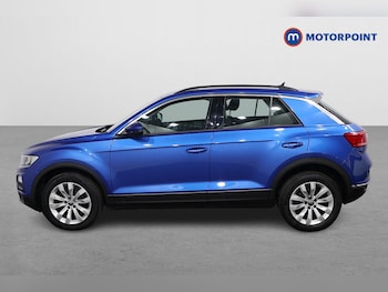 Used Volkswagen T-Roc 2021 for sale - 77904133: Photo