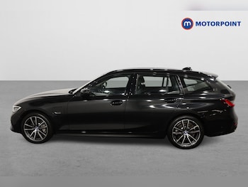 Used BMW 3 Series 2021 for sale - 77221232: Photo