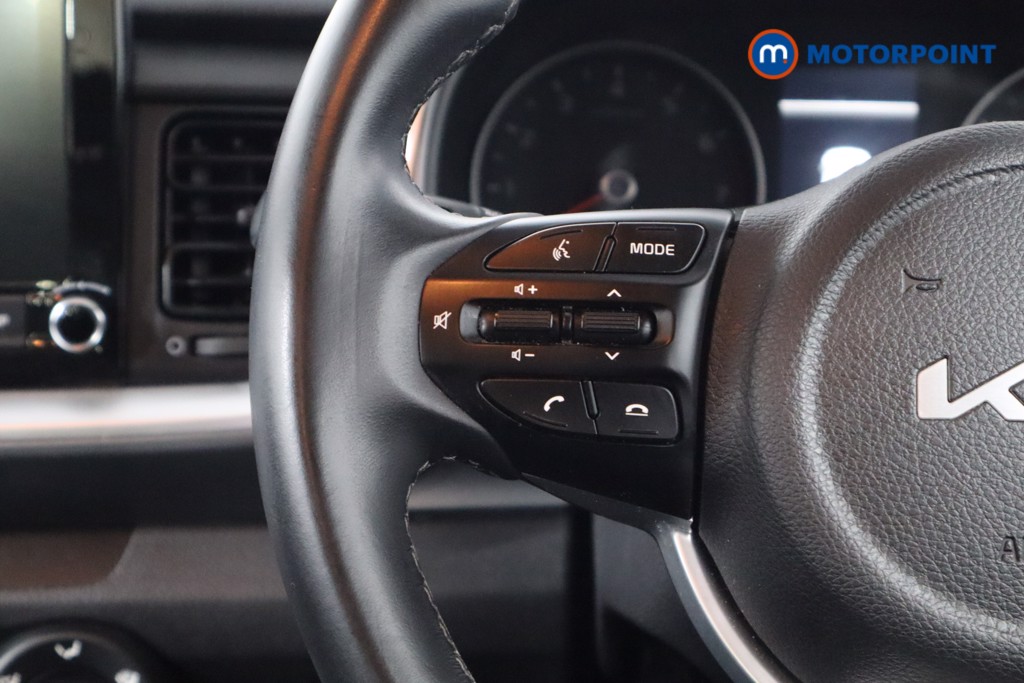 Used Kia Stonic 2023 for sale - 76449919: Photo 15