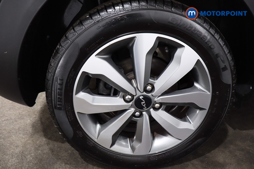 Used Kia Stonic 2023 for sale - 76449919: Photo 17