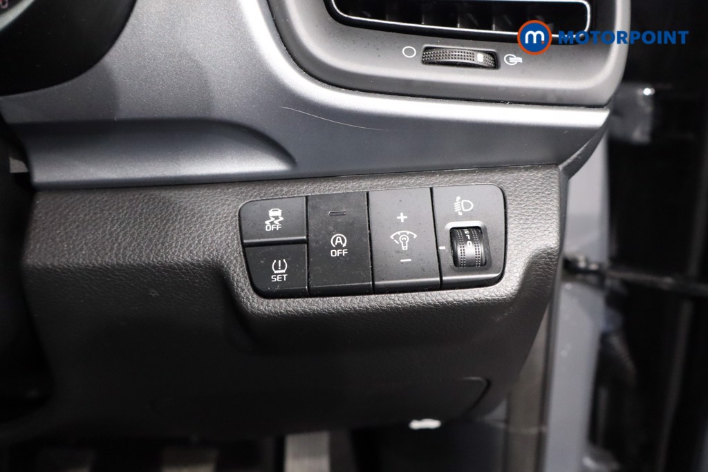 Used Kia Stonic 2023 for sale - 76449919: Photo 28