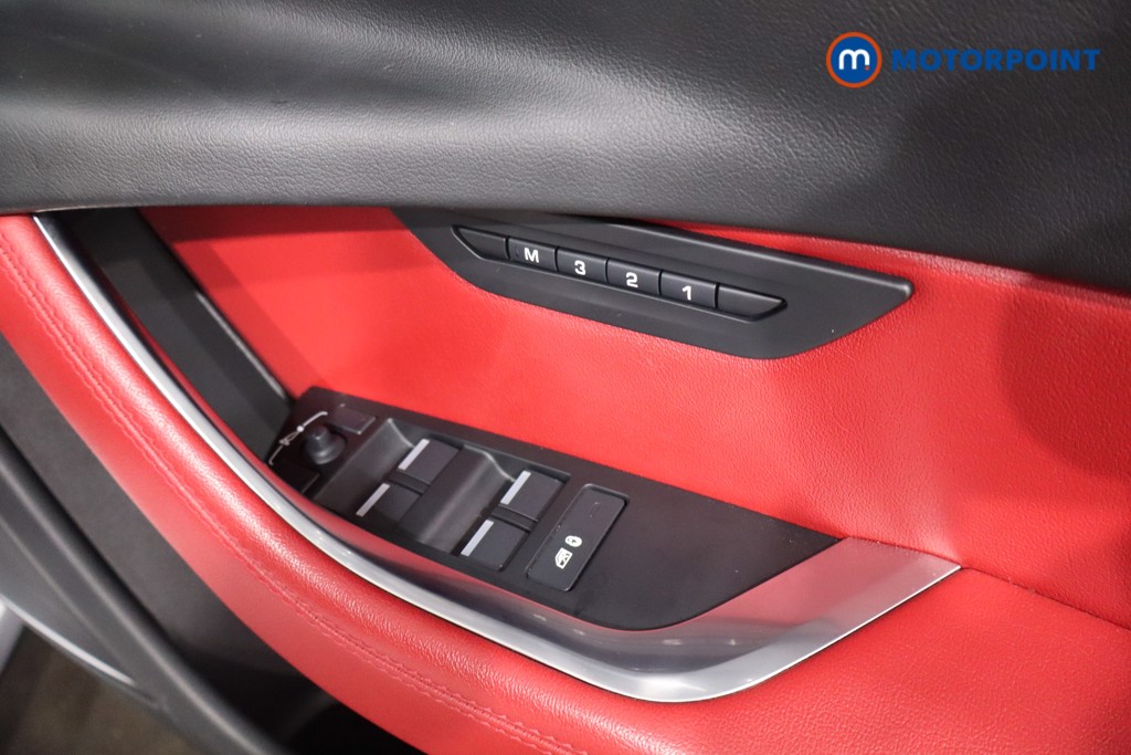 Used Jaguar XE 2024 for sale - 76723338: Photo 34