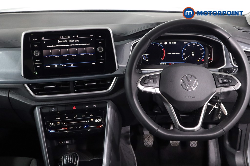 Used Volkswagen T-Roc 2023 for sale - 77946489: Photo 11
