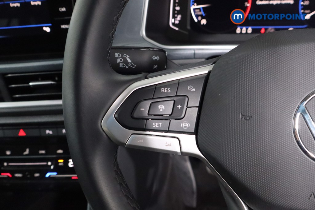 Used Volkswagen T-Roc 2023 for sale - 77946489: Photo 15