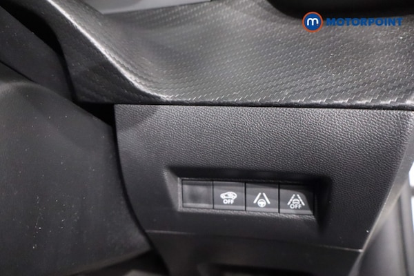 Used Peugeot 2008 2021 for sale - 76290857: Photo 30