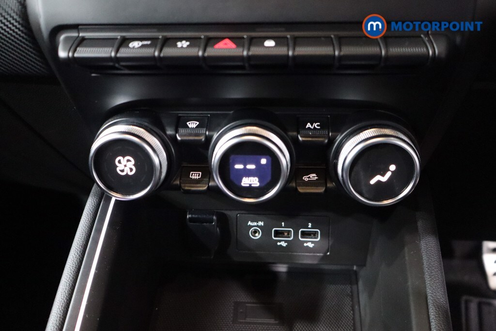 Used Renault Clio 2022 for sale - 76367159: Photo 25