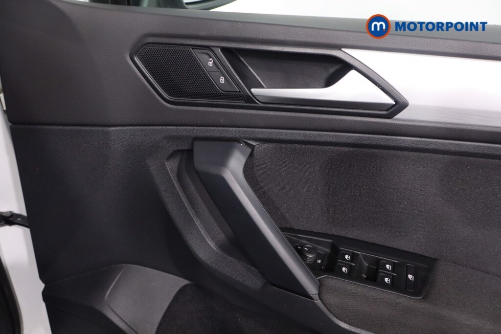 Used Volkswagen Tiguan 2021 for sale - 77500604: Photo 33