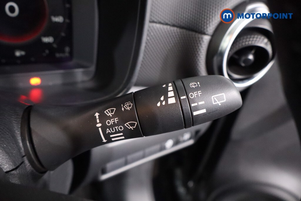 Used Nissan Juke 2024 for sale - 77650707: Photo 23