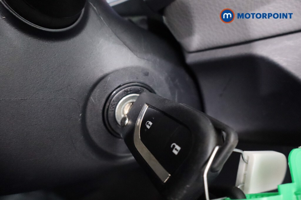 Used Toyota Yaris 2019 for sale - 76577629: Photo 13