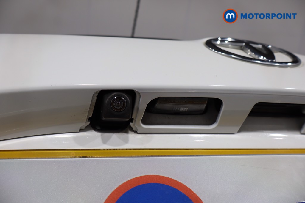 Used Toyota Yaris 2019 for sale - 76577629: Photo 24