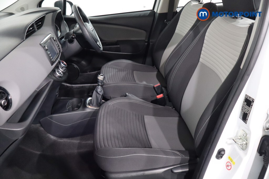 Used Toyota Yaris 2019 for sale - 76577629: Photo 9