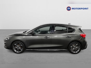Used Ford Focus 2020 for sale - 76157623: Photo 4