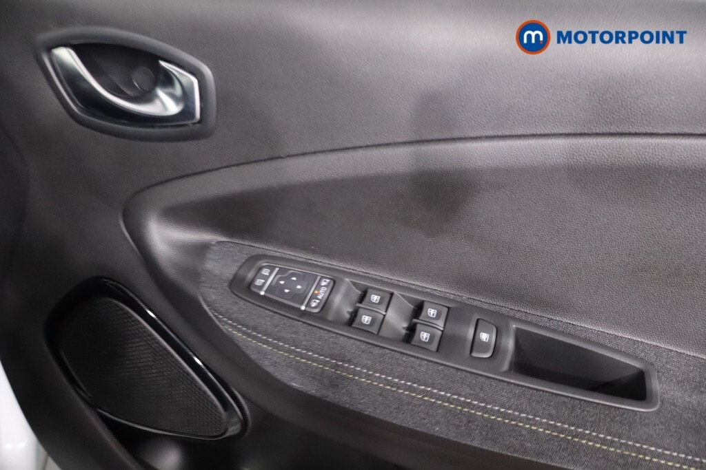Used Renault Zoe 2023 for sale - 78150283: Photo 32