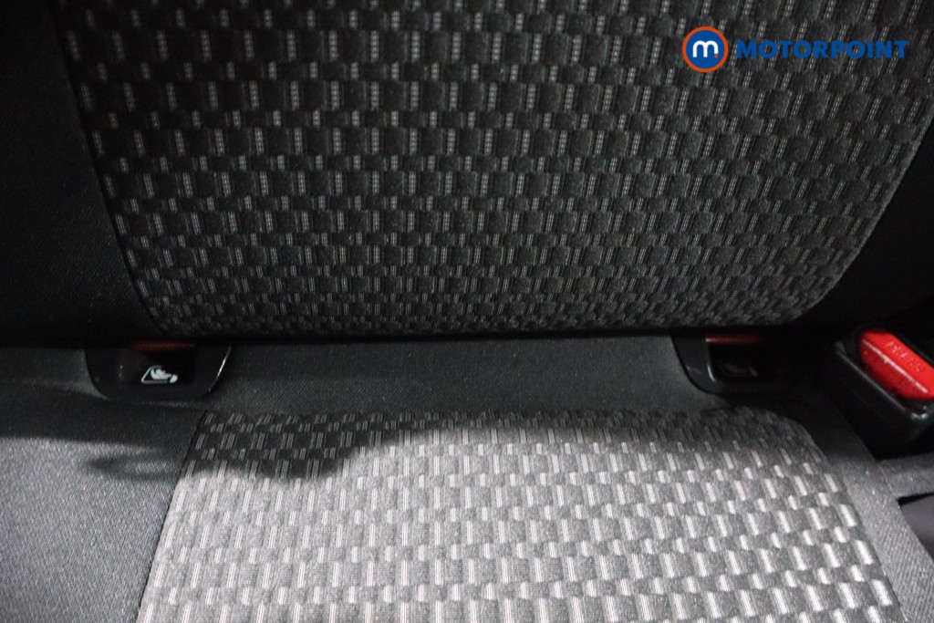 Used Suzuki Ignis 2023 for sale - 76693761: Photo 31