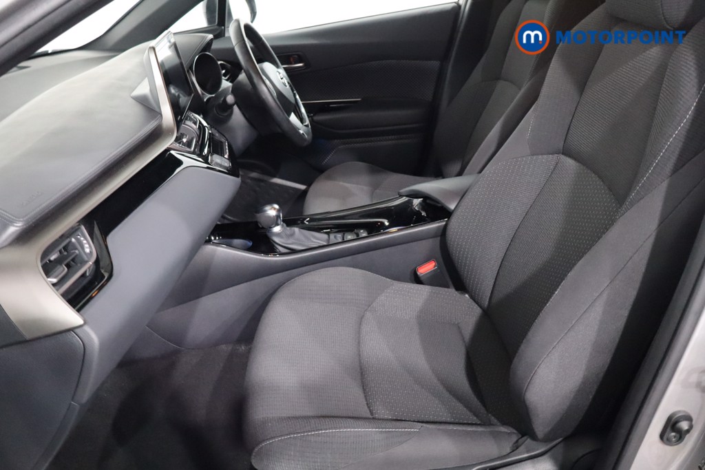 Used Toyota C-HR 2019 for sale - 76650694: Photo 9