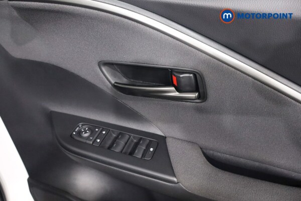 Used Toyota C-HR 2024 for sale - 76036409: Photo 31