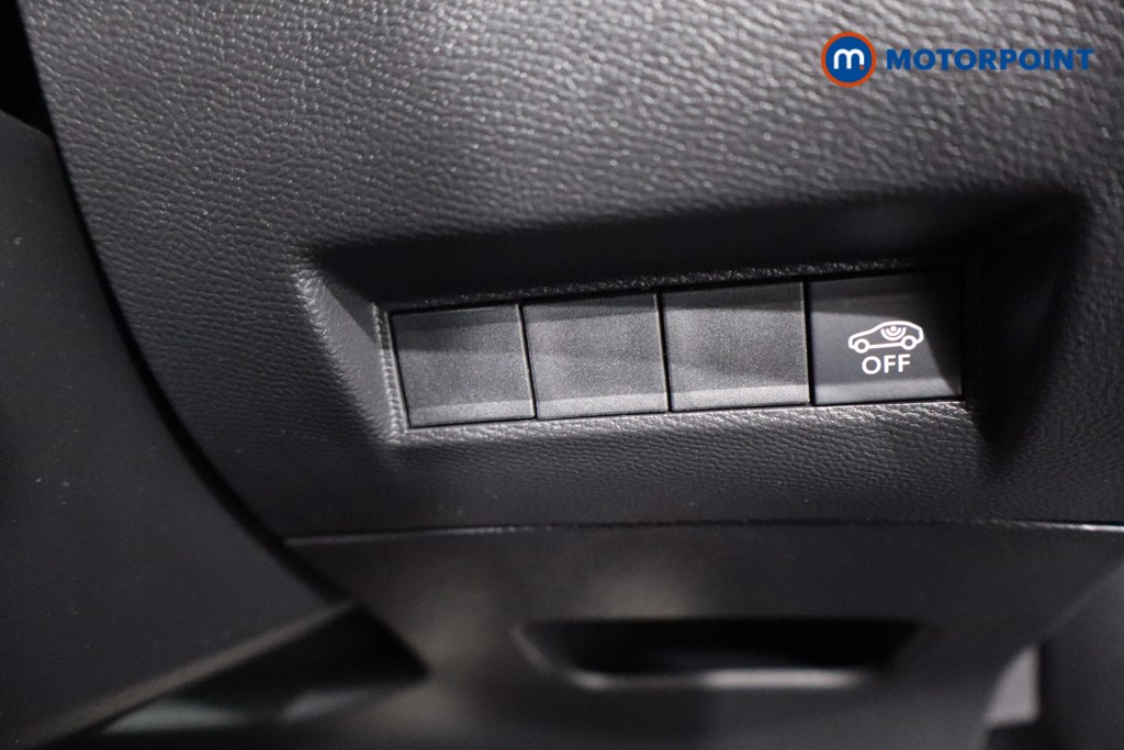 Used Peugeot 2008 for sale - 77831020: Photo 24