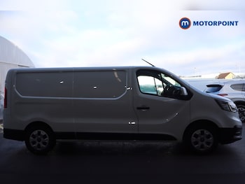 Renault Trafic feature image
