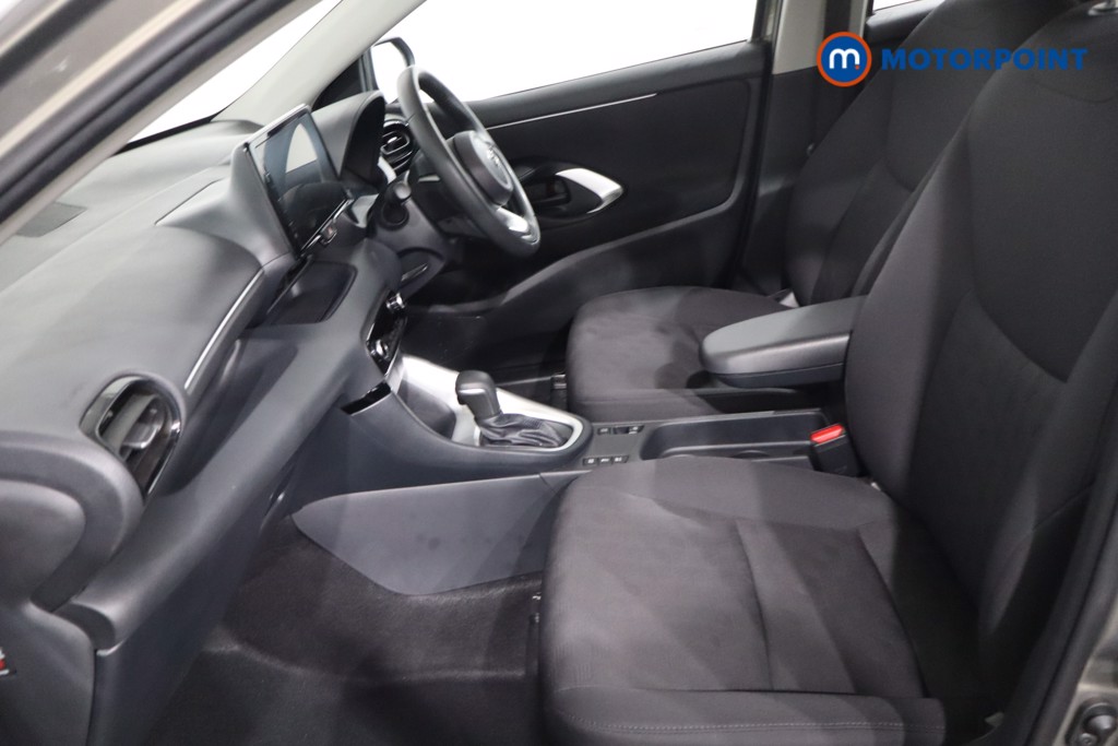 Used Toyota Yaris 2025 for sale - 77997998: Photo 12