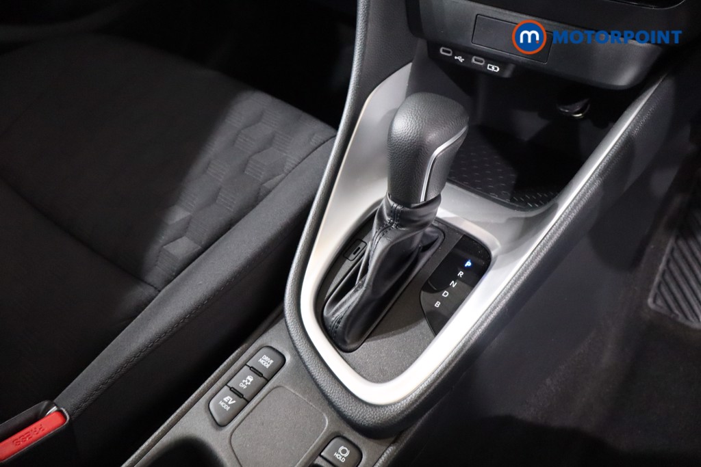 Used Toyota Yaris 2025 for sale - 77997998: Photo 28