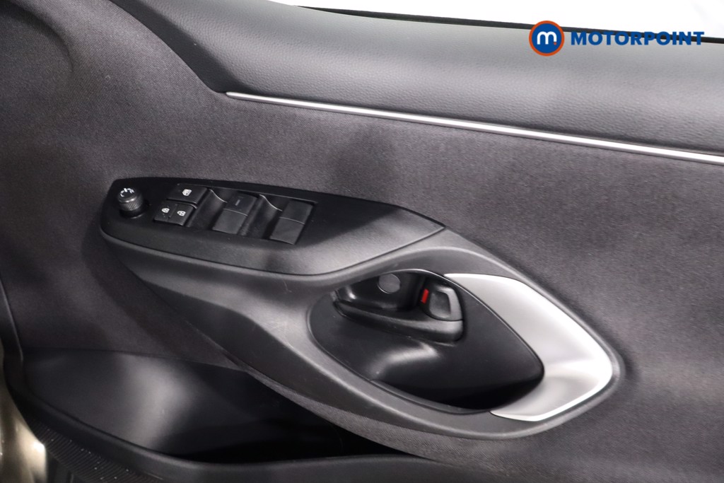 Used Toyota Yaris 2025 for sale - 77997998: Photo 32