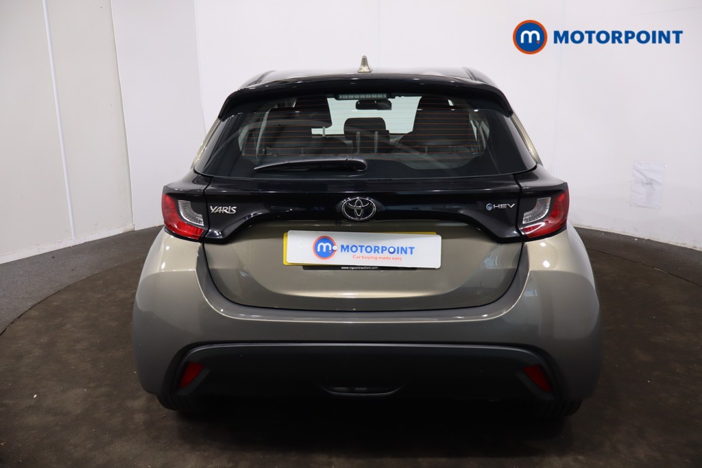 Used Toyota Yaris 2025 for sale - 77997998: Photo 42