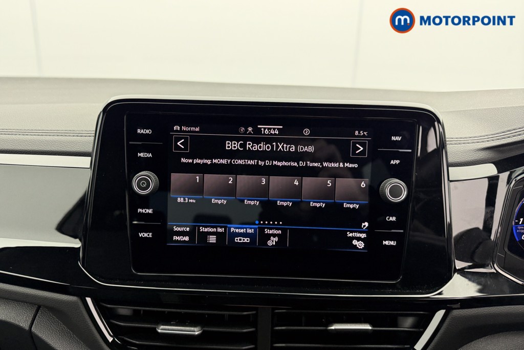 Used Volkswagen T-Roc 2025 for sale - 77407272: Photo 14