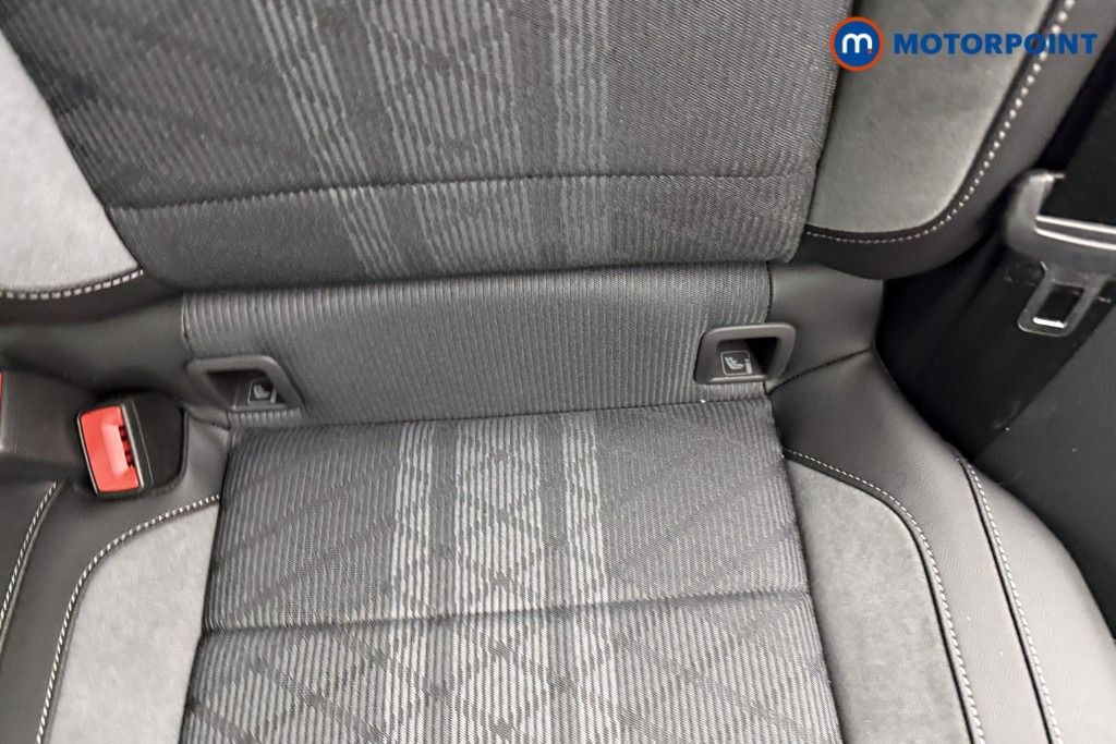 Used Volkswagen T-Roc 2025 for sale - 77407272: Photo 34