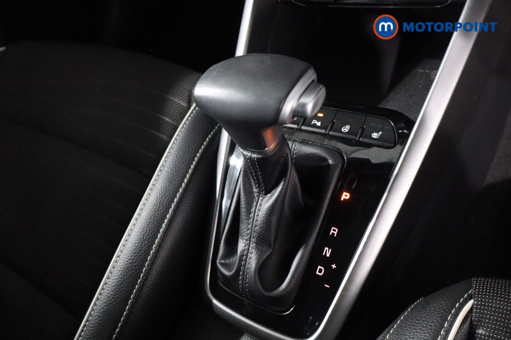 Used Kia Stonic 2024 for sale - 77381798: Photo 28